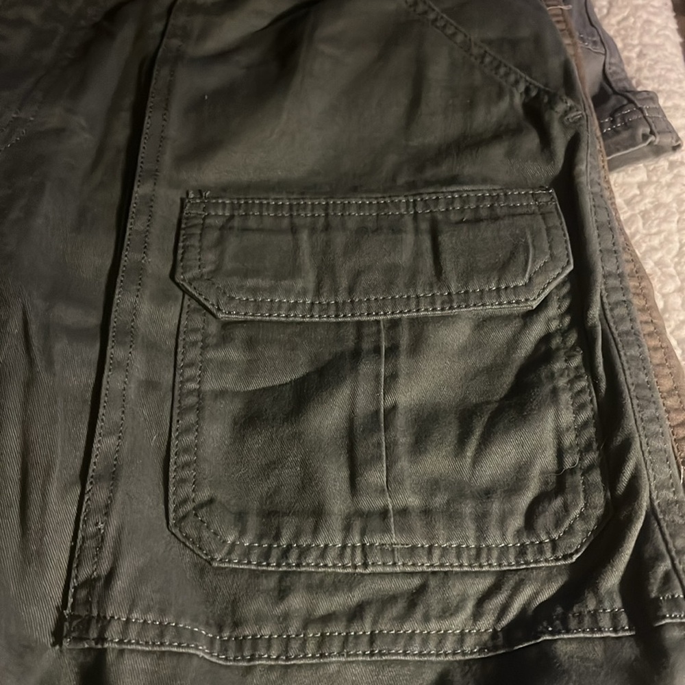 3 pair Croft & Barrow Shorts Size 32..2 pair NWT…1 pair NWOT - Picture 3 of 13